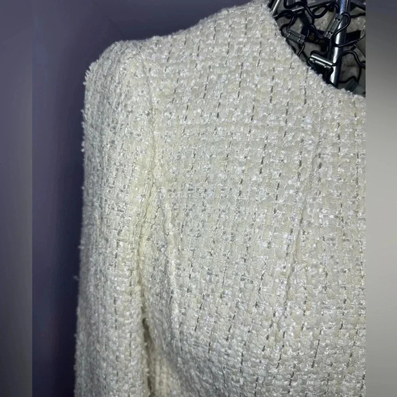 Brooks Brothers White Tweed Jacket with Sparkle Thread. Size 4. - Picture 4 of 8